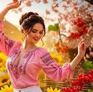 Дарина Хуртовина - Кум, мопед і мінует